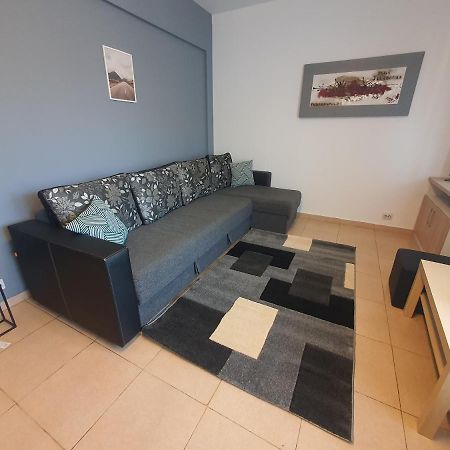 Villa Accommodation Букурещ Екстериор снимка