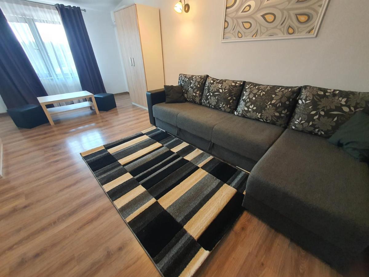 Villa Accommodation Букурещ Екстериор снимка