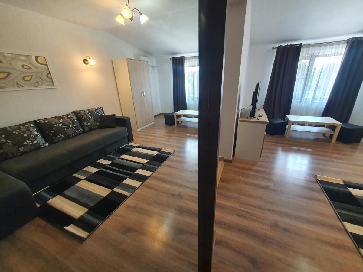 Villa Accommodation Букурещ Екстериор снимка