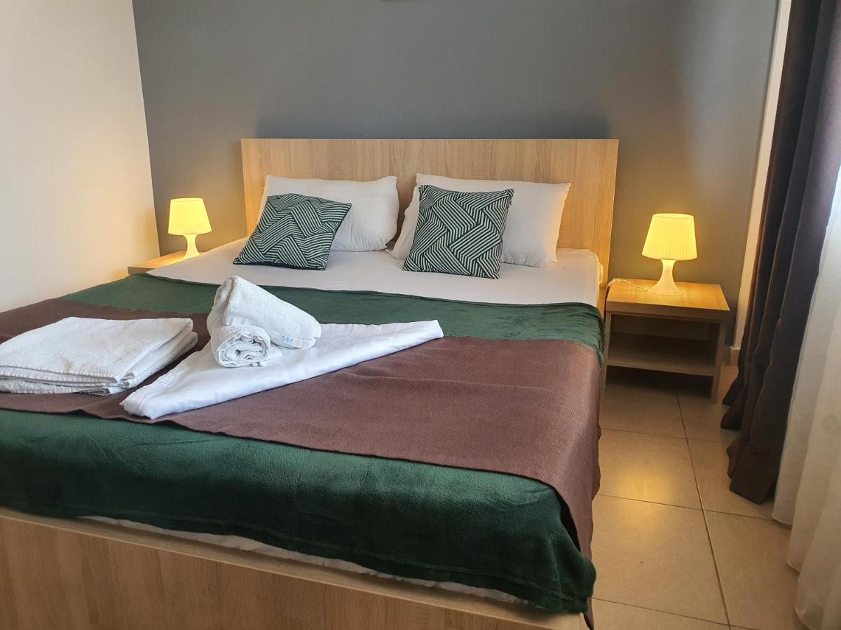 Villa Accommodation Букурещ Екстериор снимка